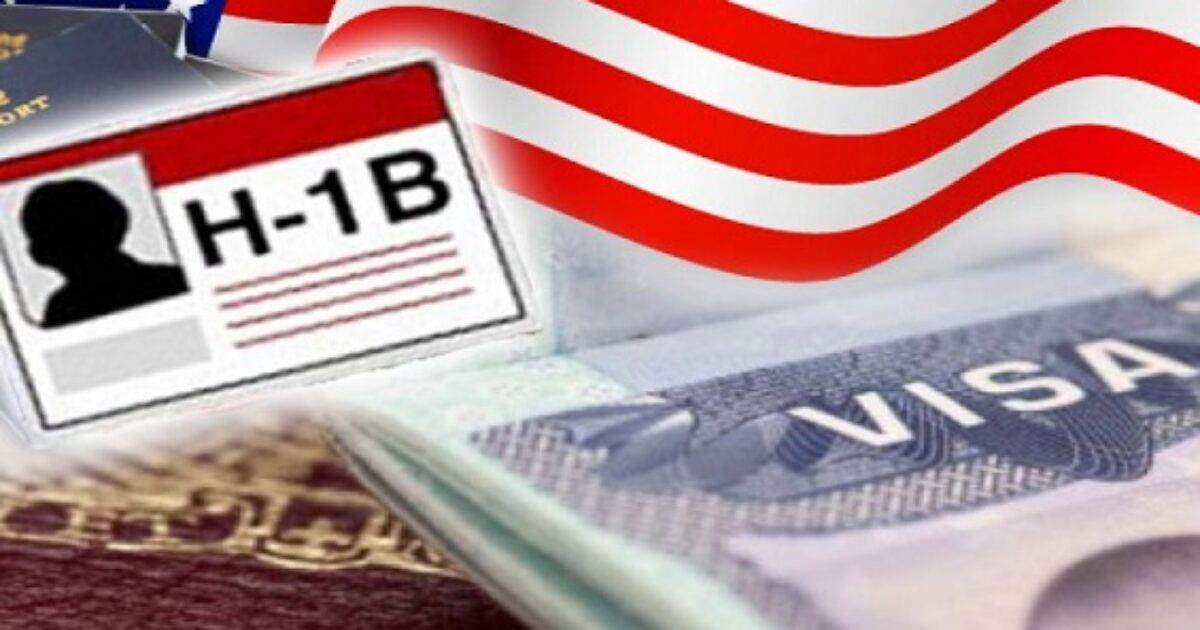 Як нові правила візи H-1B у США вплинуть на український IT-ринок