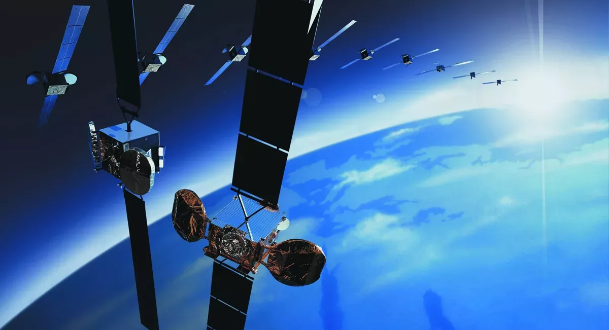 Китай заявив про намір розгорнути понад 200 тисяч супутників на низькій орбіті