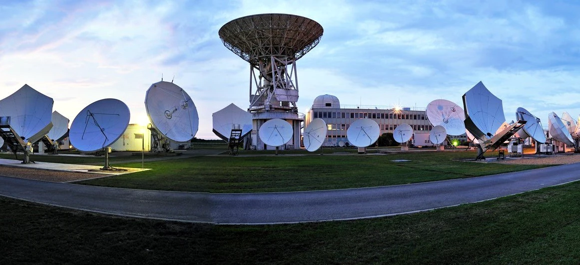 🇫🇷 Франція заборонила Eutelsat продавати антени й телепорти через ризики суверенітету