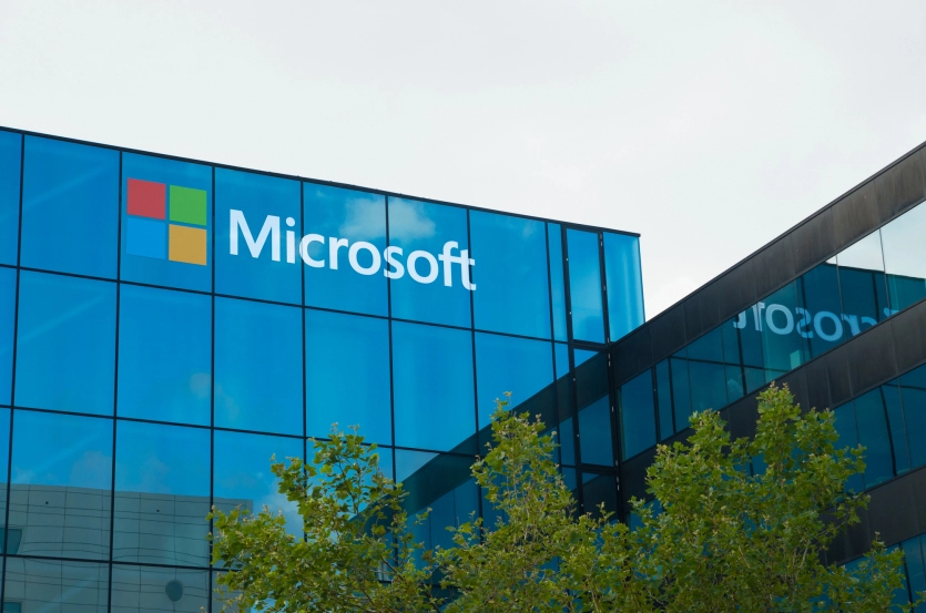 Microsoft представила свій перший офіційний Linux-дистрибутив Azure Linux 4.0